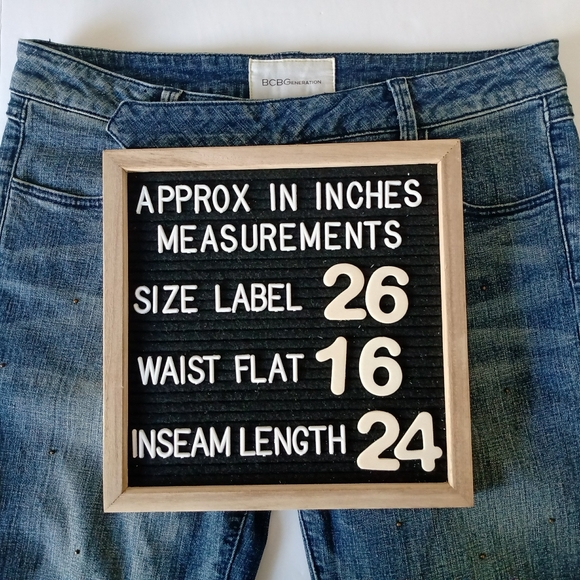 BCBGeneration Embellished Jeans Capris Size 26 - Picture 9 of 11